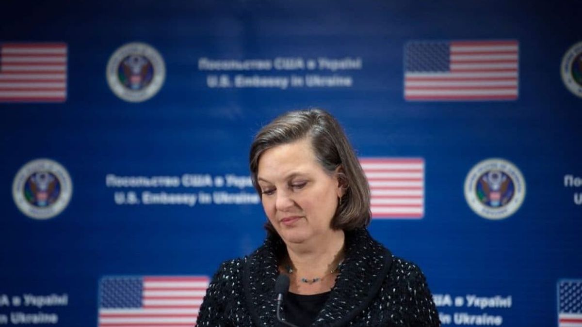 Távozik egy gonosz boszorkány, érkezik a béke esélye – ennél szebb őrségváltást nem is kívánhatna Washingtonban sem Magyarország, sem Európa