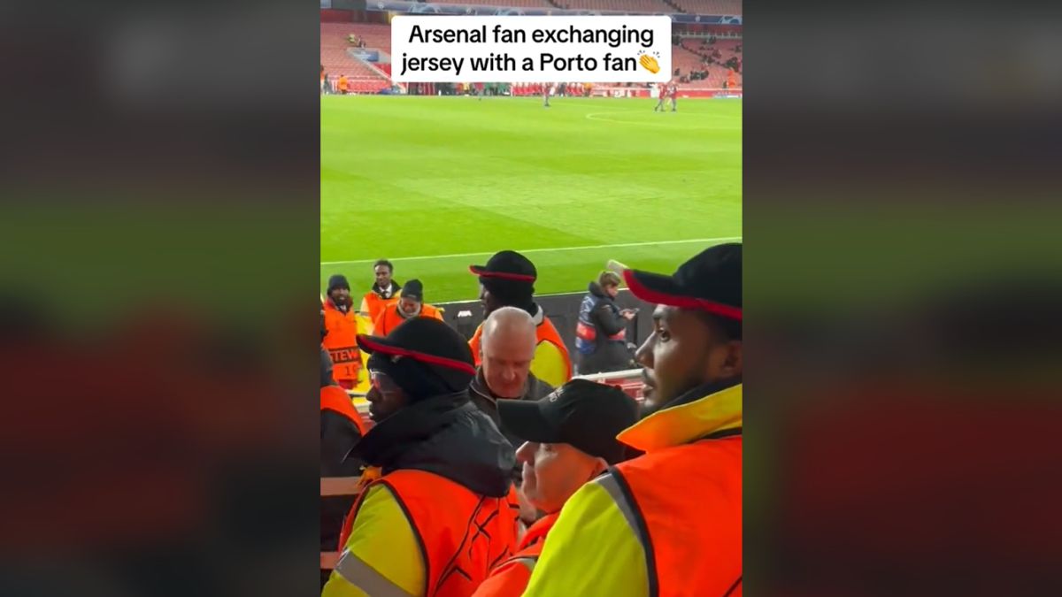 Megható mezcsere a lelátón az Arsenal-Porto BL-meccs után (VIDEÓ)