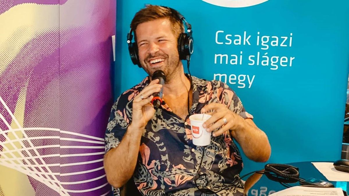 „Rabszolgákkal kapcsolatos tréfák” – megalázták Sebestyén Balázsék a fekete műsorvezetőt