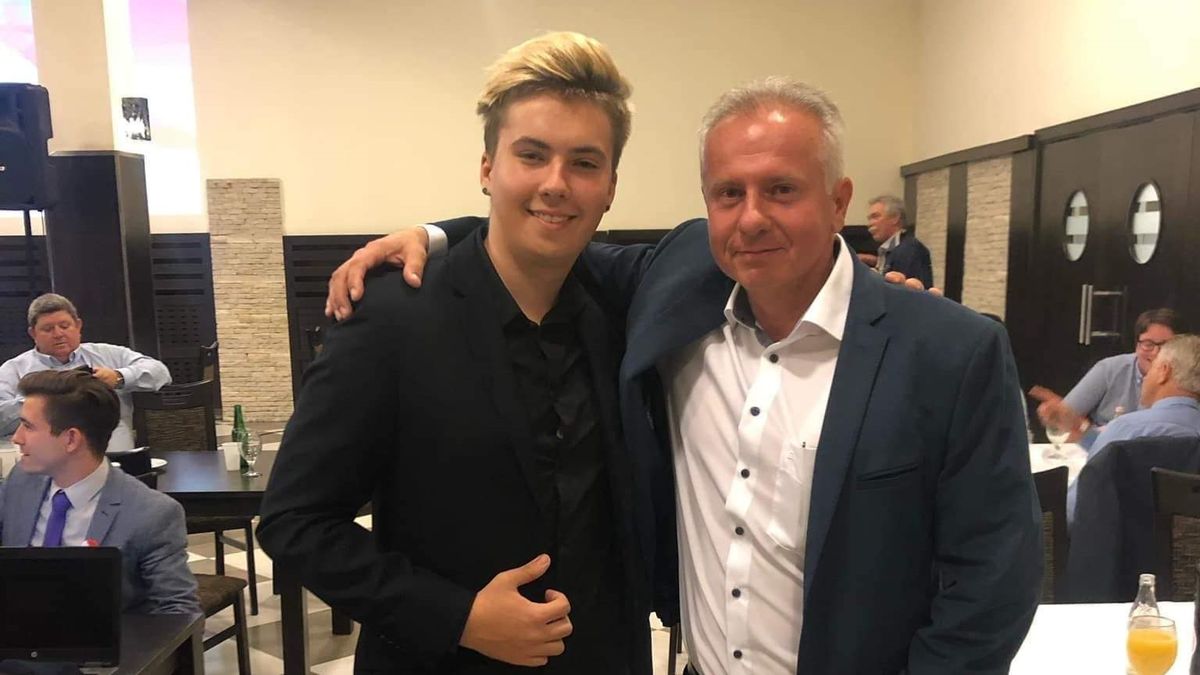 Egy baloldali aktivista, aki újságírónak gondolja magát lepropagandistázott!