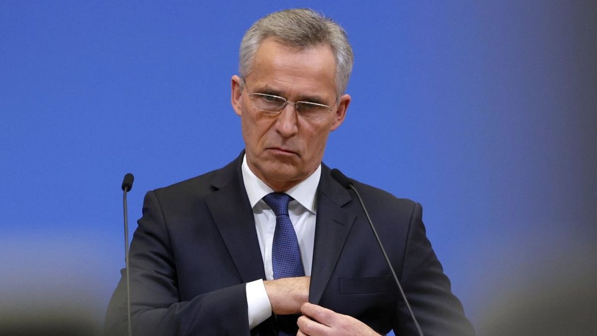 Stoltenberg megelégelte, hogy mindenki össze-vissza beszél: konzultációra hívta Macront