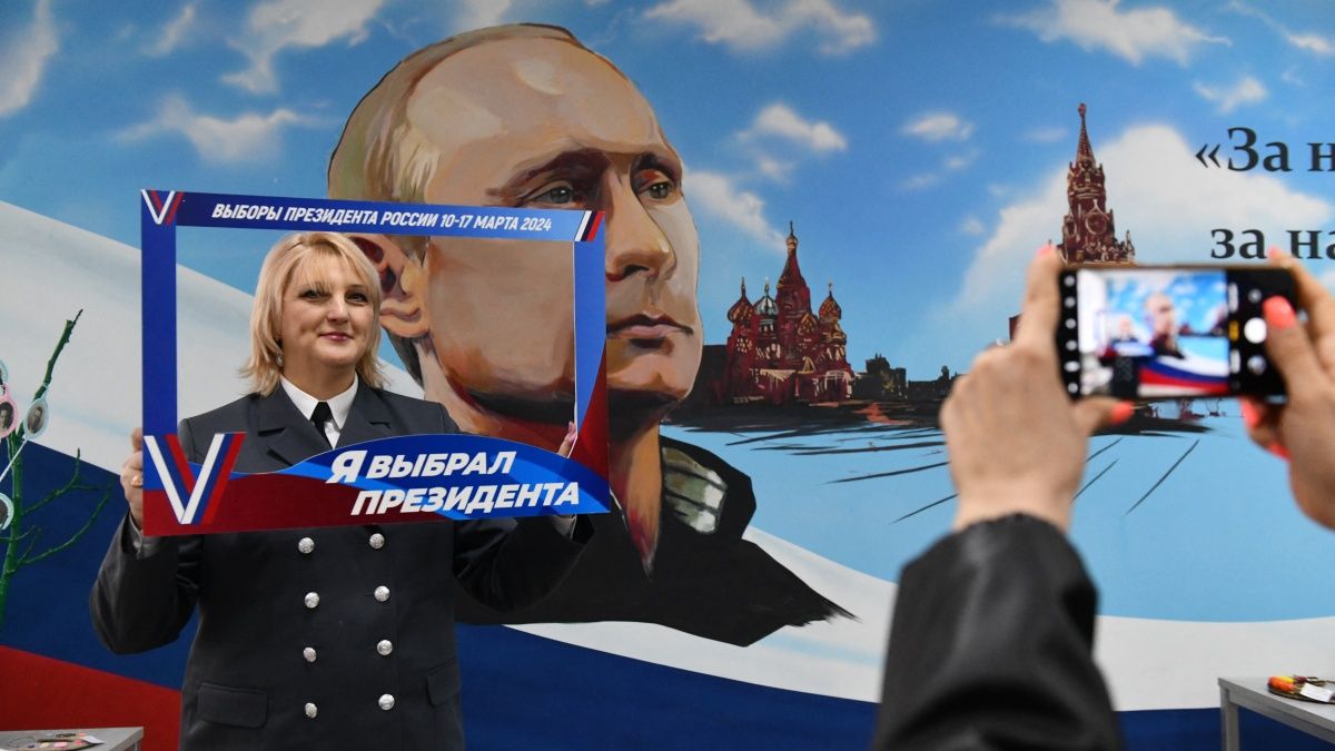 Miért nem tud megrendülni Putyin rendszere?