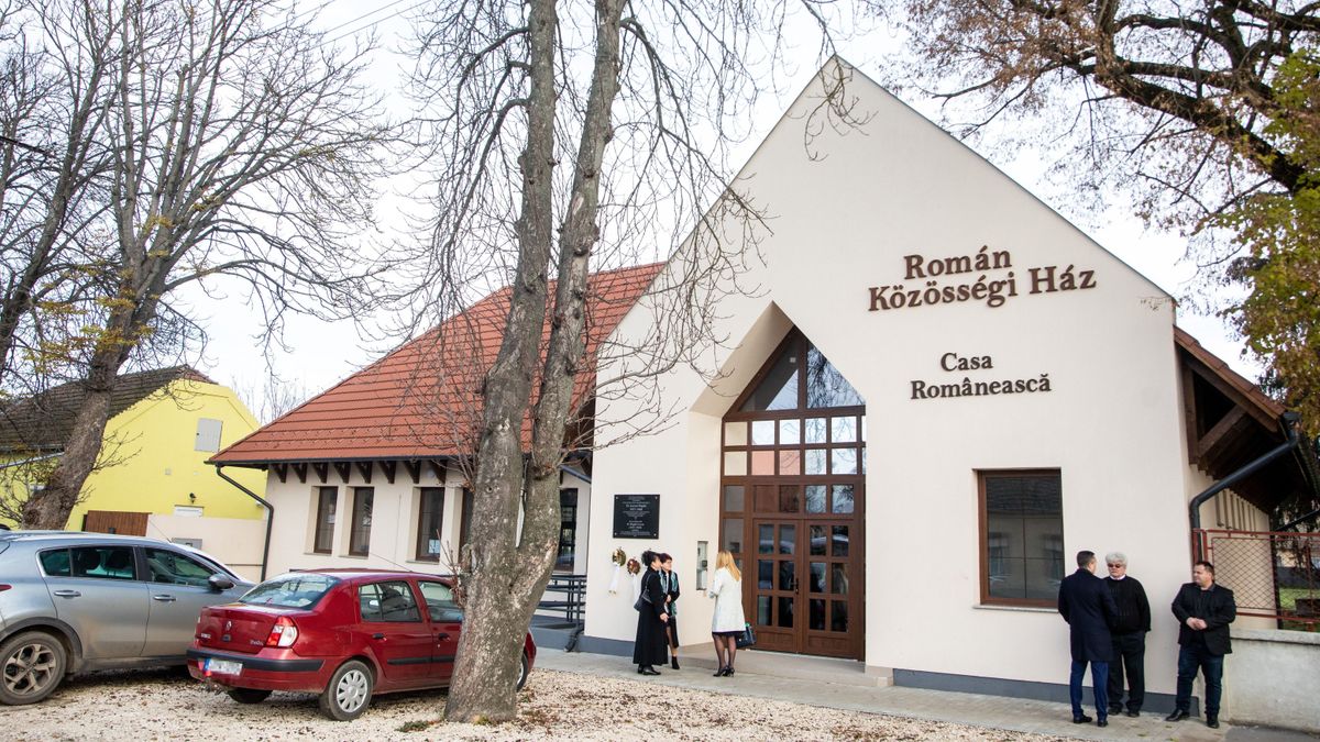 A románok felvásárolják a határ menti magyar települések házait