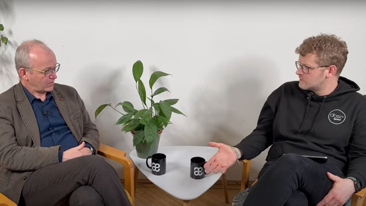 Ungváry Krisztián páros lábbal szállt bele a magyarországi katolikus egyházba – ráadásul Hodász András vendégeként