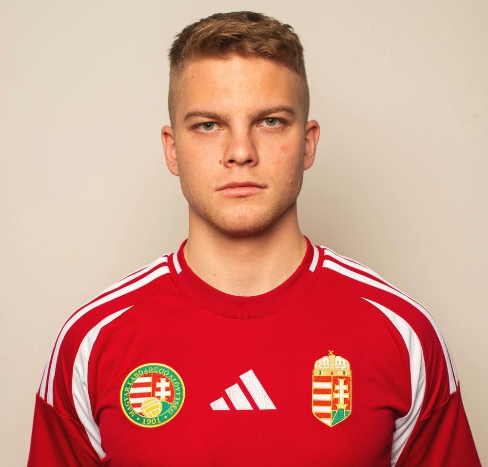 Schäfer András, a magyar labdarúgó-válogatott középpályása