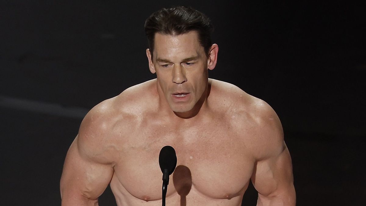 Az Oscar-gála gyöngyszeme: egy szál semmiben lépett a színpadra John Cena (VIDEÓ)