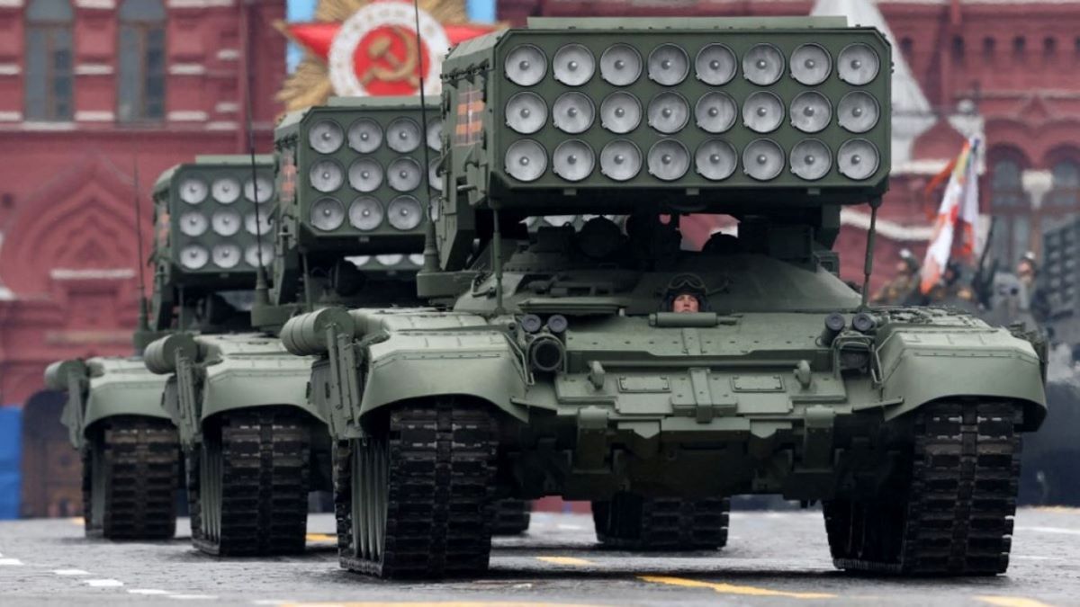 Elege lett a NATO-nak: orosz rakéták lelövésén gondolkozik a szövetség