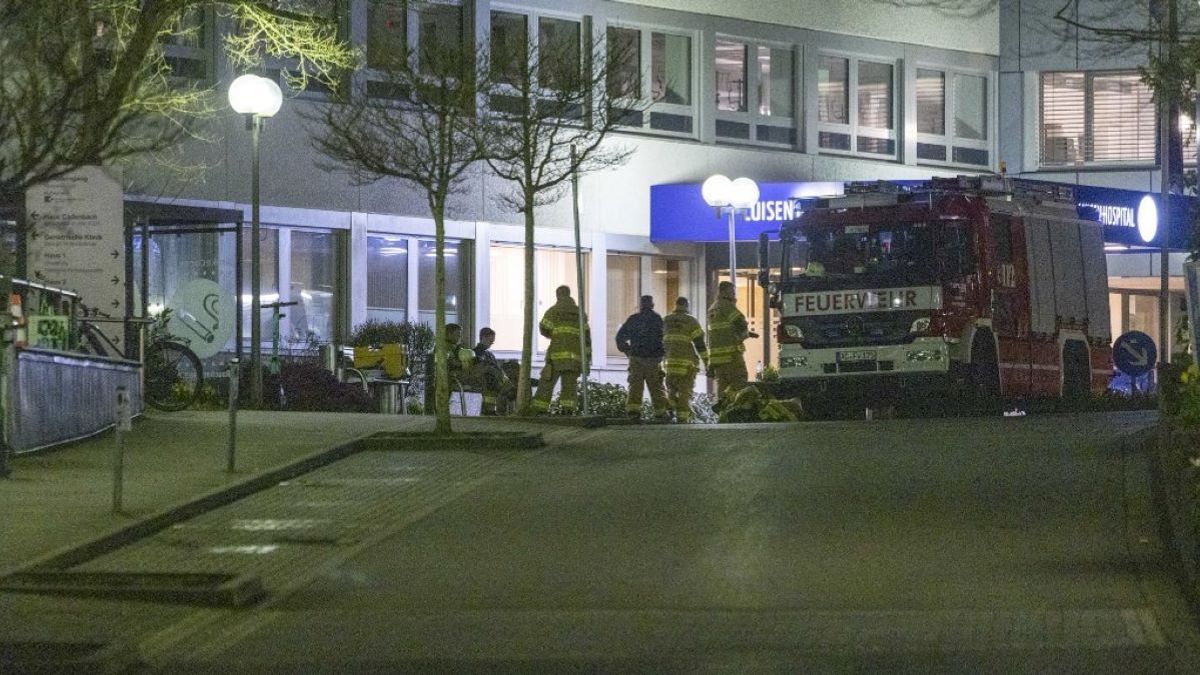 Sikeresen megfékezték a német rendőrök az elszabadult nőt