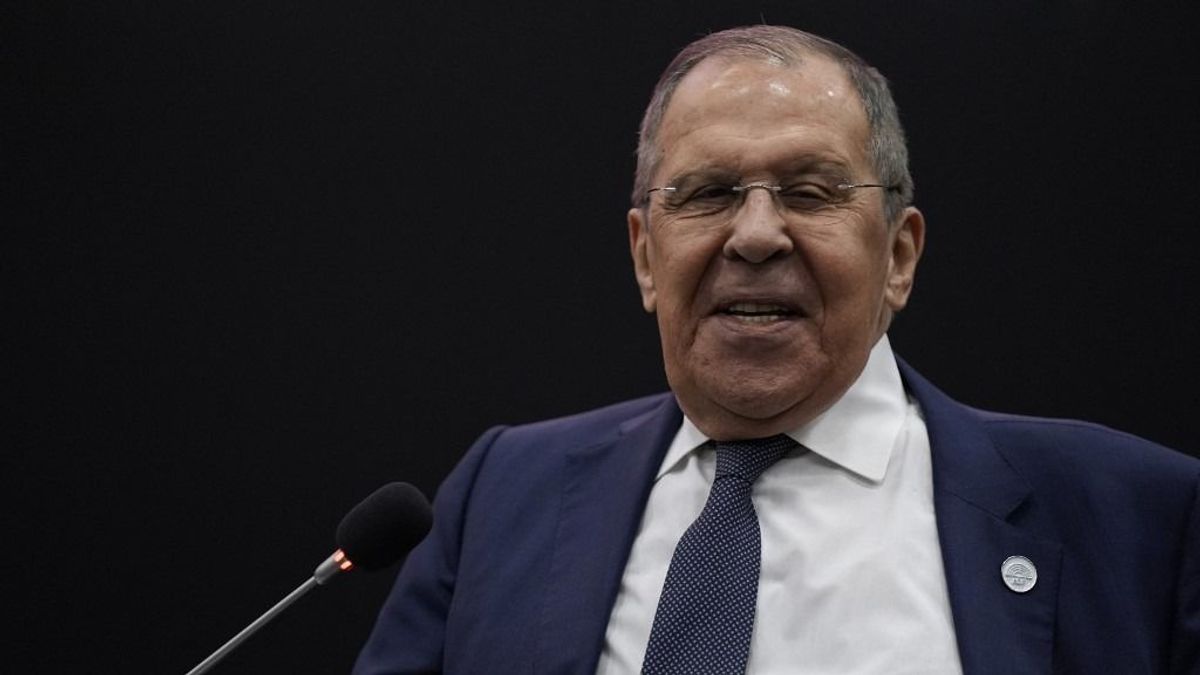 Macron felvetette, hogy nyugati katonáknak kéne harcolnia Ukrajnában, íme Lavrov reakciója (Videó)