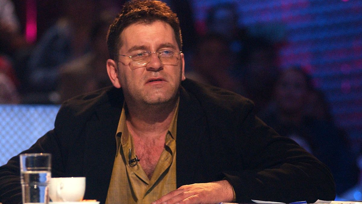 Bakács Tibor hétfőtől a Parlament előtt éhségsztrájkol, mert besokallt