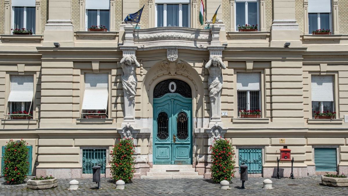 Ezt tudjuk eddig az óbudai önkormányzat botrányáról