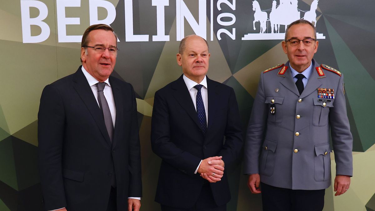 Német vezérkari főnök: Oroszország öt-nyolc éven belül képes lesz háborút indítani NATO-tagországok ellen