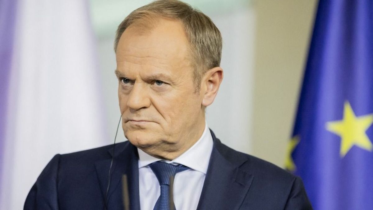 „Ezek gengszter módszerek” – Tusk nem áll le, folytatódik a politikai leszámolás Lengyelországban