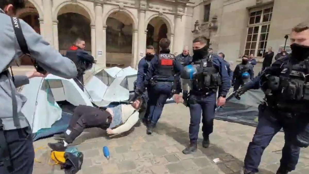 Amerikai mintára akartak „felszabadított zónákat” a francia egyetemisták, a rendőrök keményen közbeléptek (VIDEÓ)