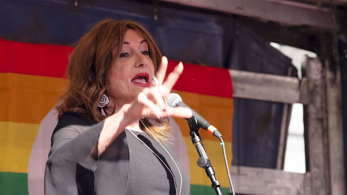 LMBTQ-jogok és sztálini propaganda az EU-parlamentben