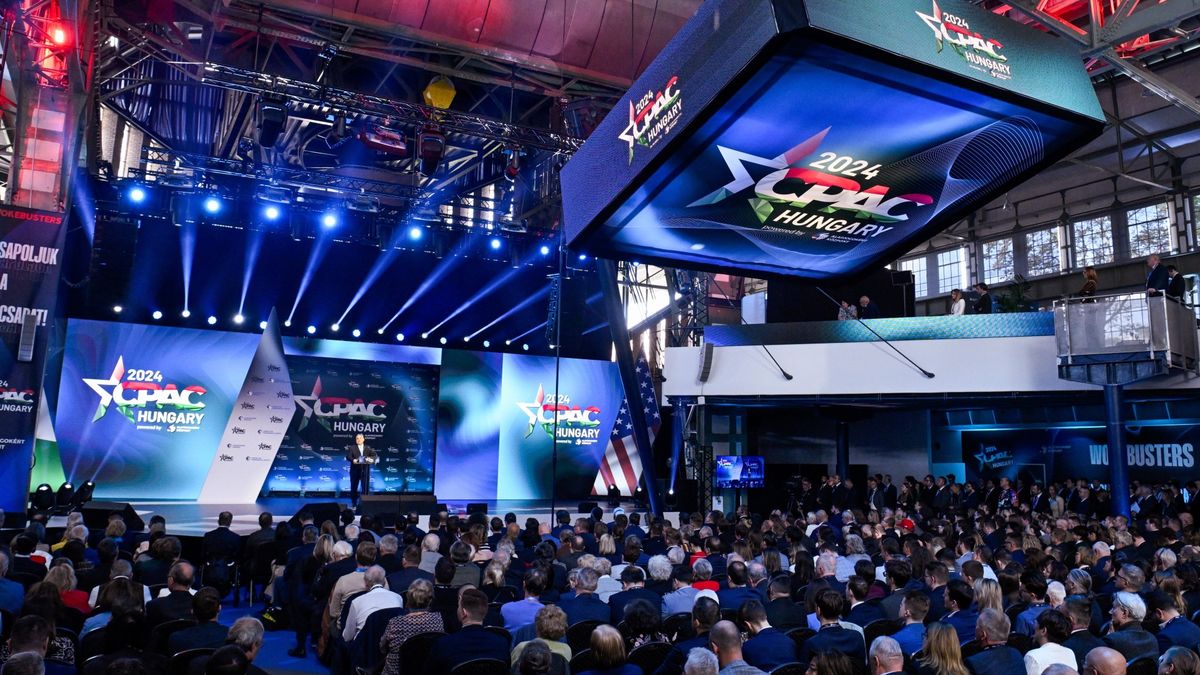 Az amerikai baloldali sajtót kirázta a hideg, a jobboldal viszont szoros szövetségről írt a CPAC Hungary kapcsán