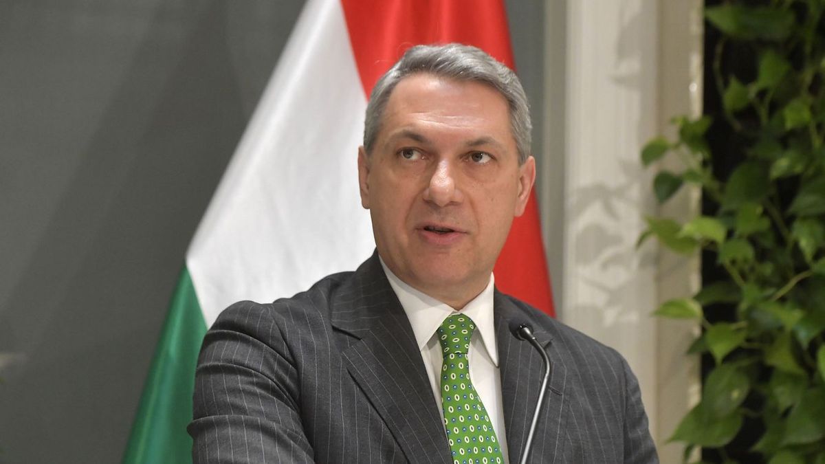 Lázár: A kérdés az, hogy a magyarok számára fontos döntéseket kik és hol hozzák meg (VIDEÓ)