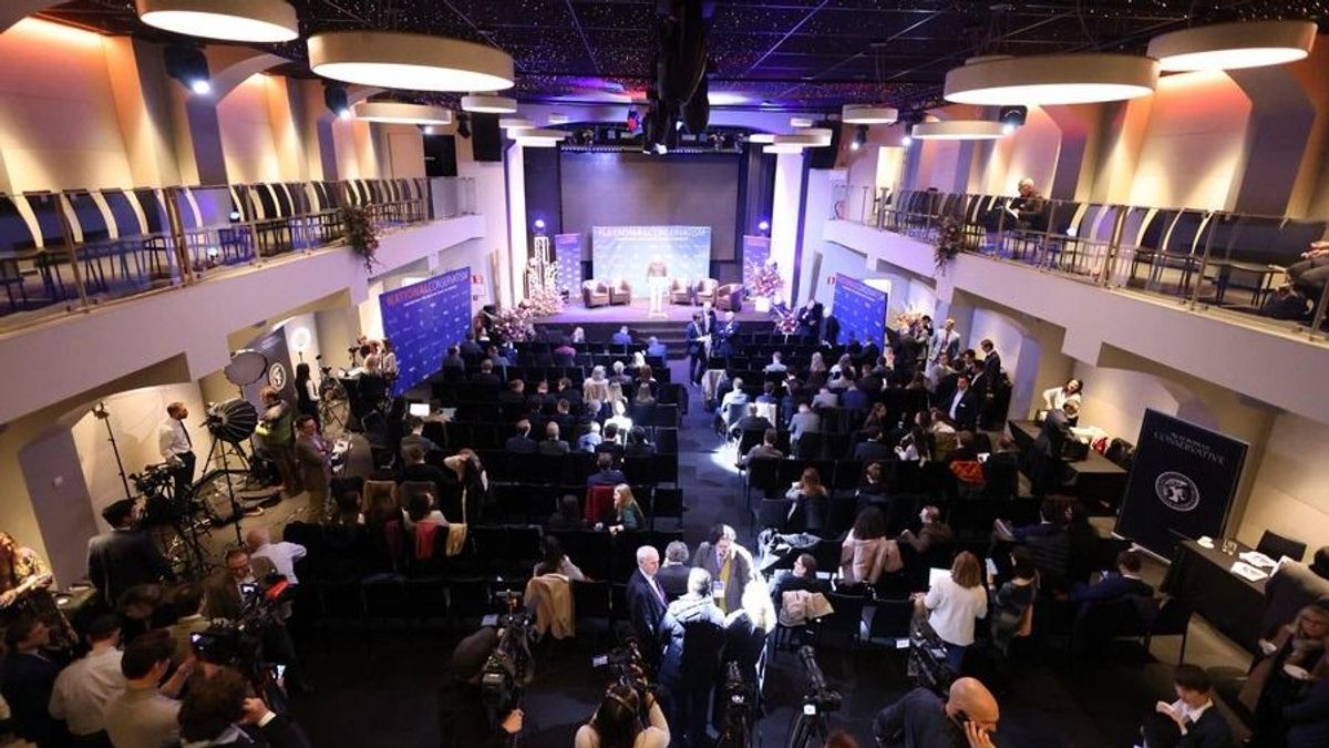 Blokád alá vette a brüsszeli rendőrség a békepárti, migrációellenes konferenciát (VIDEÓ)