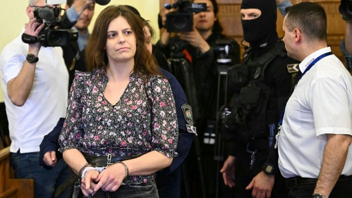 Méltatlankodik az erőszakos olasz antifa édesapja, náci korszakot emleget a fogva tartás kapcsán