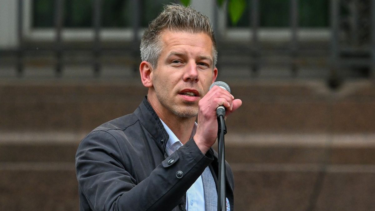 Akkorát vitázott Puzsér Róbert és Magyar Péter, hogy a végén majdnem mindenben egyetértettek