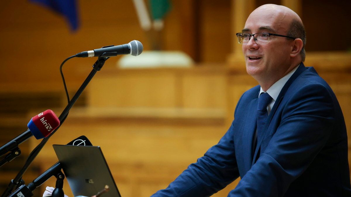 Államtitkár: Hiába riogatott a baloldal, ismét vonzó lett a tanári pálya
