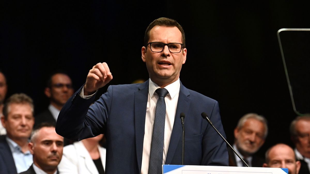 Válaszom dr. Molnár Csabának, a DK alelnökének