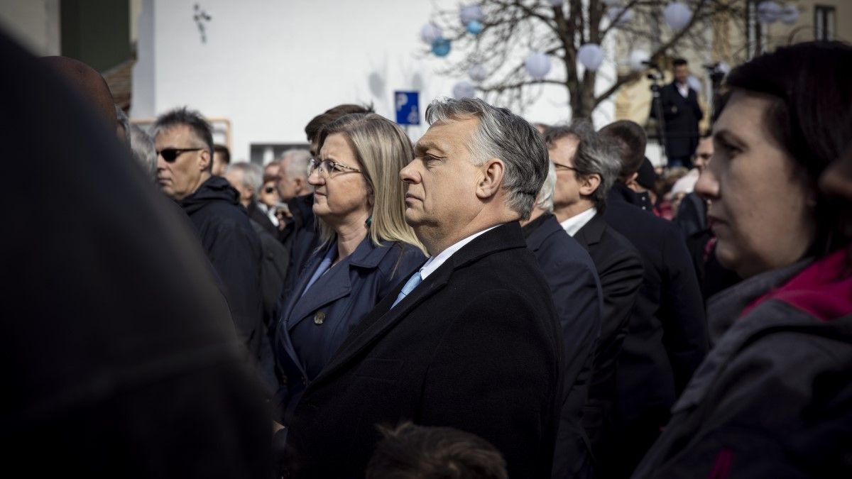 James Woodsnál betelt a pohár, Orbán oldalára állt és keményen nekiment a balosoknak