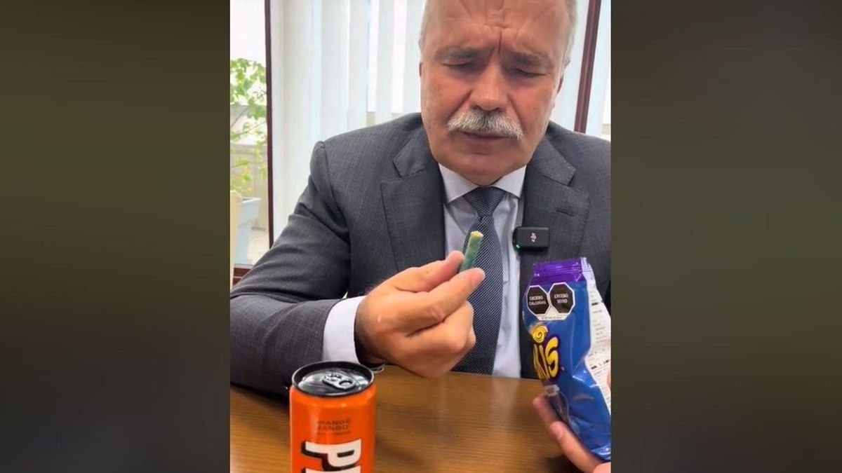 „Esszméletlen csípős... azzztamindenit!” – Nagy István külföldi nyalánkságokat tesztelt (VIDEÓ)