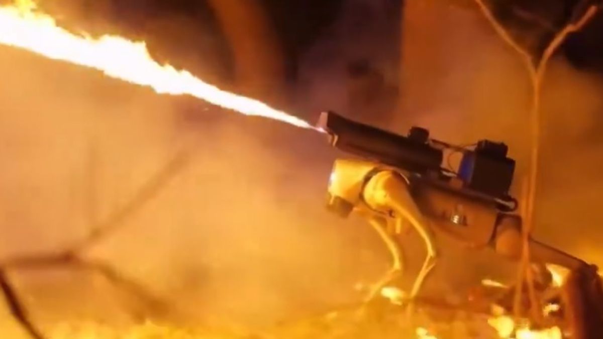 Félelmetes pusztításra képes az Egyesült Államokban bemutatott új robotfegyver (VIDEÓ)