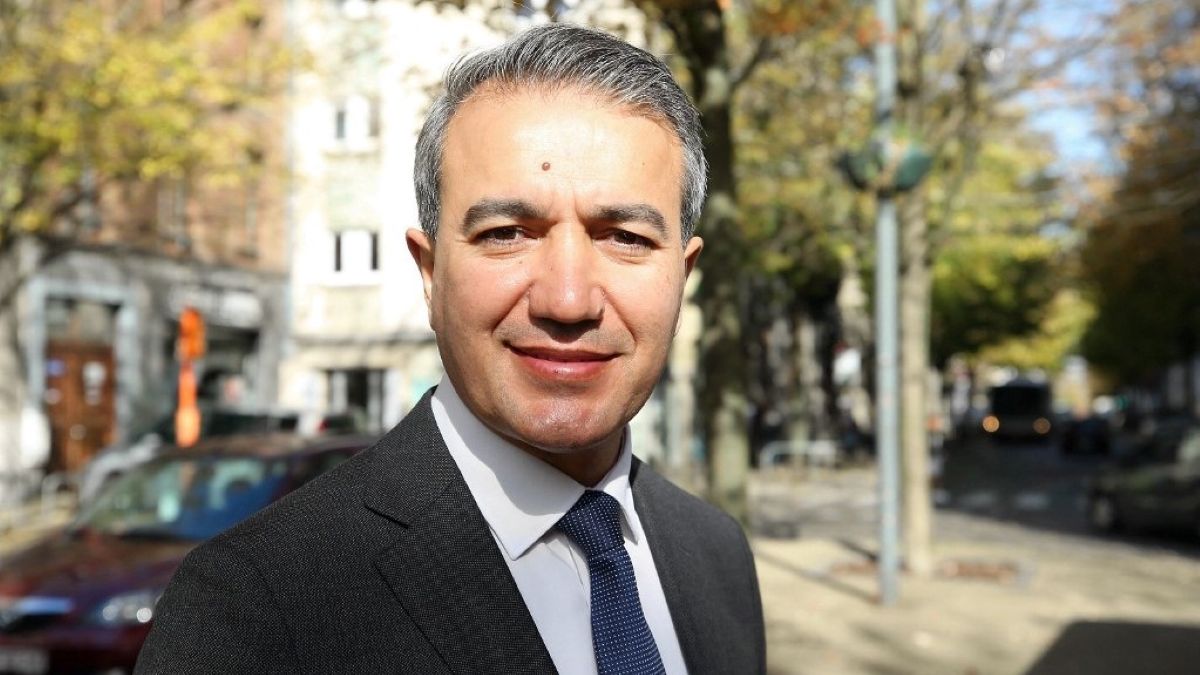 Nyíltan politikai érveléssel lehetetleníti el a békepárti, migrációellenes konferenciát a brüsszeli baloldali polgármester