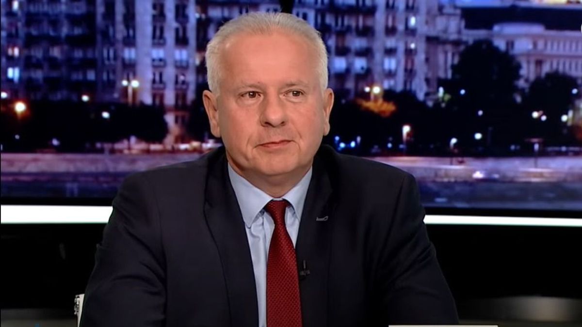 Pécs baloldali polgármestere bement az ATV-be a többségében állami reptér fejlődésével dicsekedni