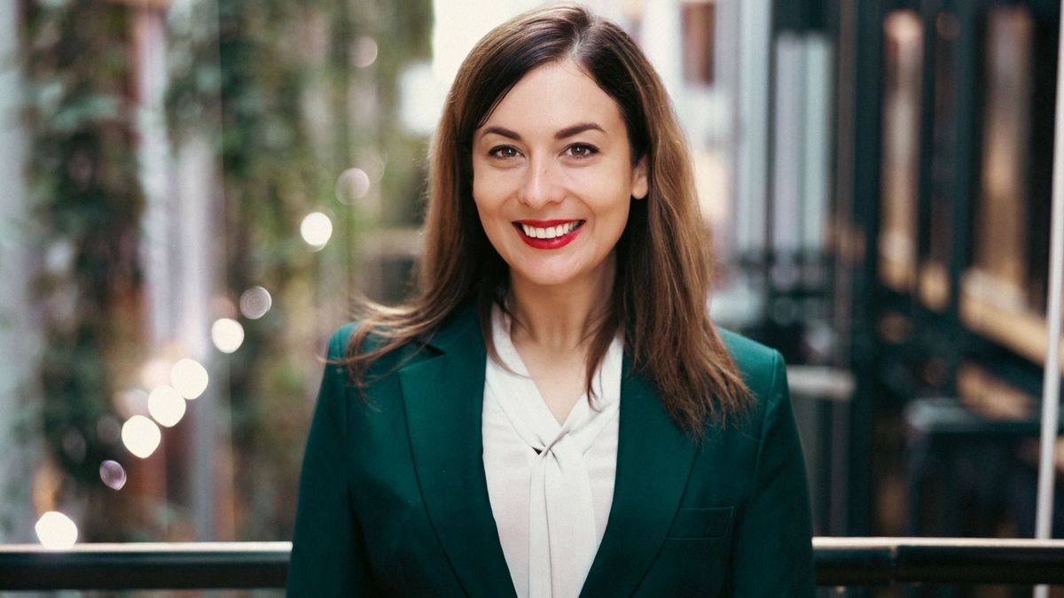 Álszent váltás: már Cseh Katalin is kiborult a brüsszeli rendőrség miatt, szerinte is megsértették a szólásszabadságot