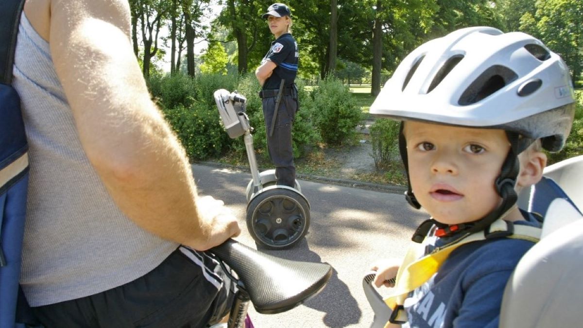 Kismotorral tévedt a kocsik közé egy kisfiú Szombathelyen
