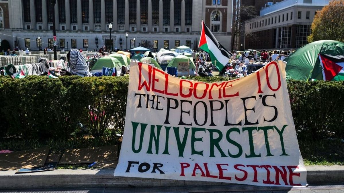 „Teljesen becsicskultak” – leszedte a keresztvizet a jobboldali újságíró a Columbia Egyetemről a palesztinpárti tüntetés miatt – Mandiner
