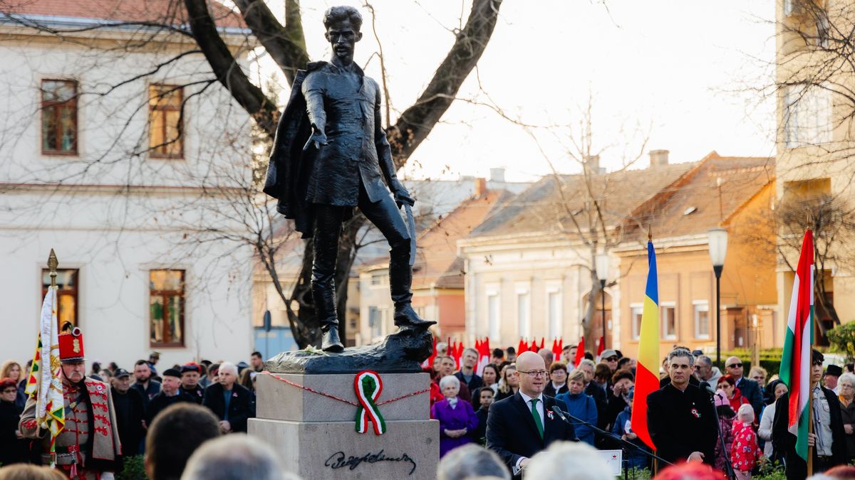 „Az a bizonyos magyar kártya mindig előkerülhet” – Szatmárnémeti polgármestere a Mandinernek