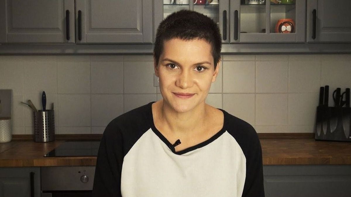 Pottyondy Edina a saját kardjába dőlt, nagyon durván leégette magát