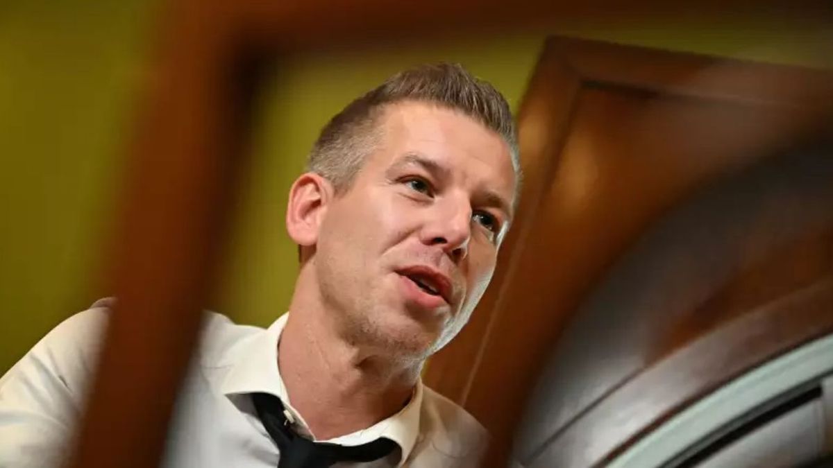 Menczer Tamás összefoglalta, hogy Magyar Péter miért nem lehet jobboldali politikus (Videó)