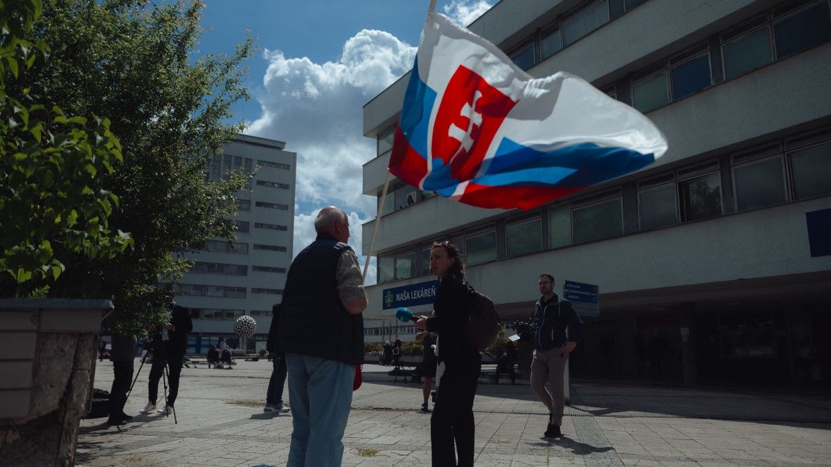 Új hírek érkeztek Fico állapotáról, még nem múlt el a veszély