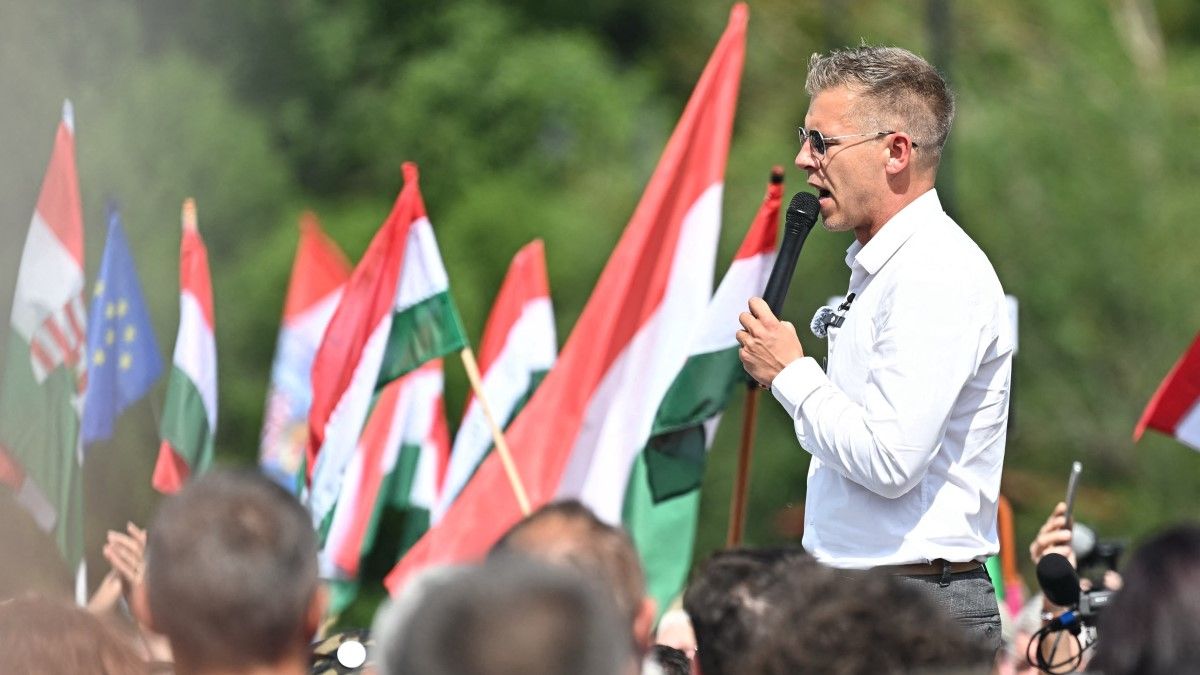 Piramisjáték-botrány: külföldre akartak szökni Magyar Péter bizalmasának vádlott-társai