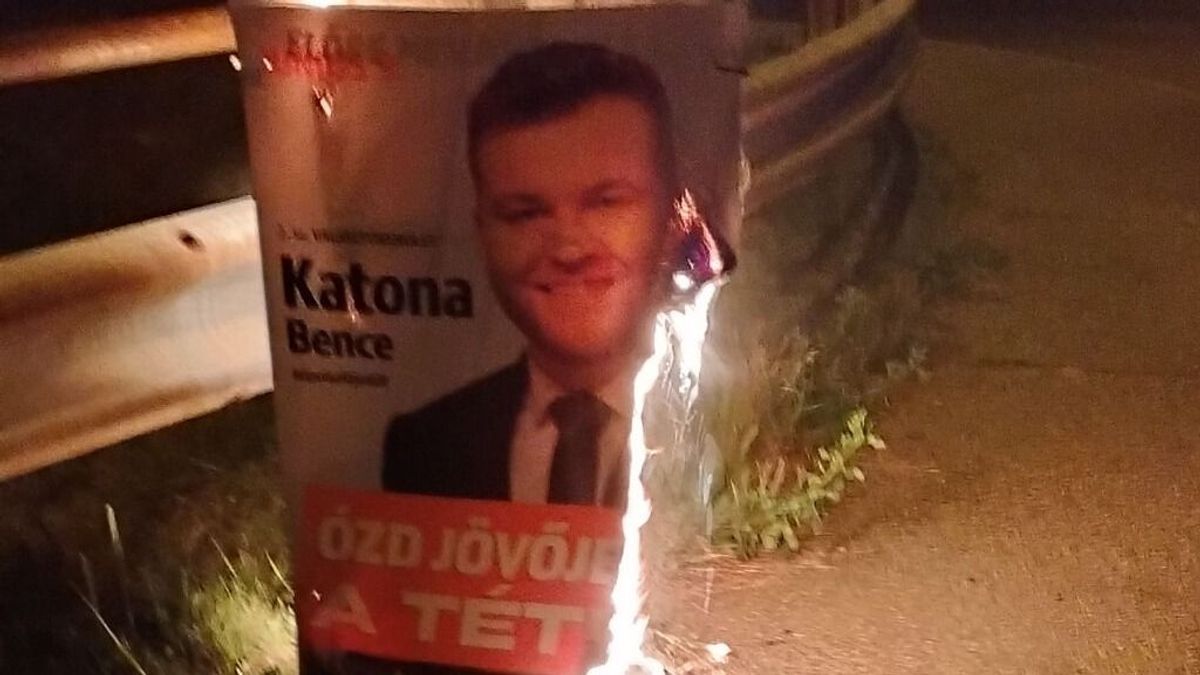 Ózdon felgyújtották a Fidesz-KDNP választási plakátjait