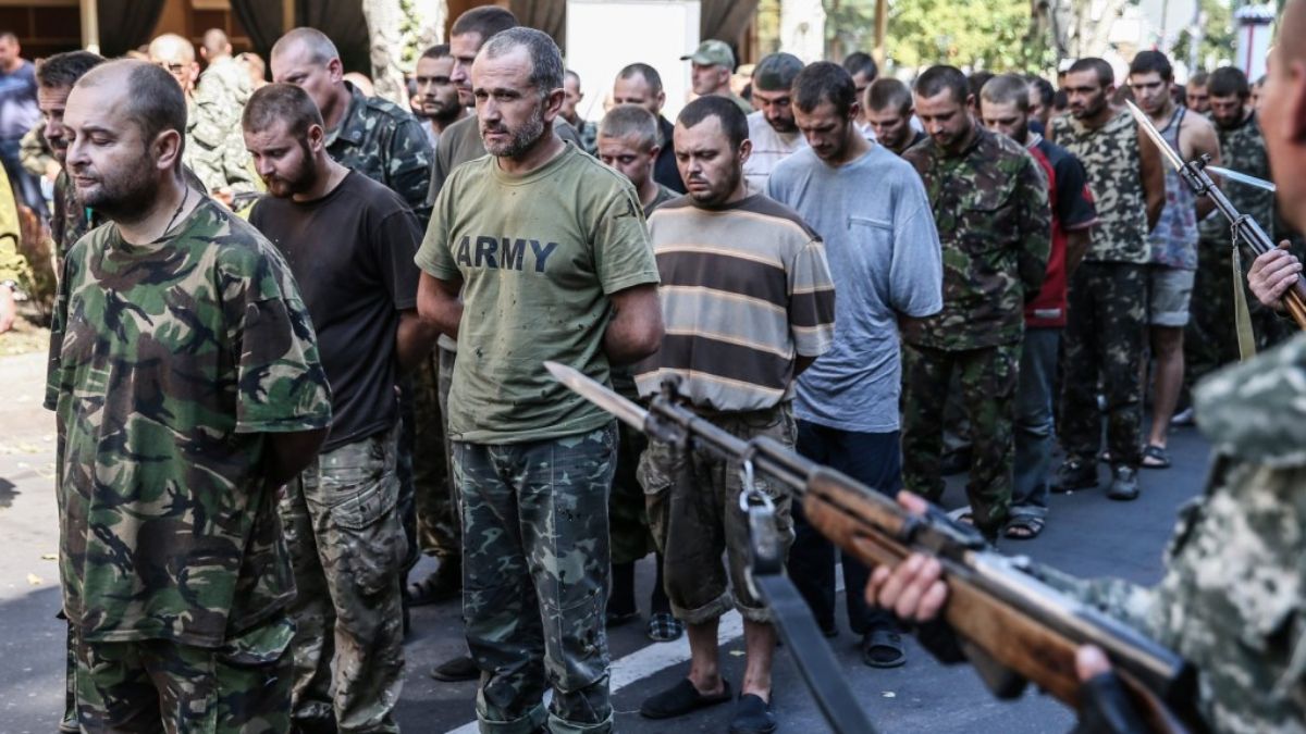 Ukrajna pár hónap után visszaküldi a frontra az orosz fogságban súlyosan traumatizált hadifoglyokat