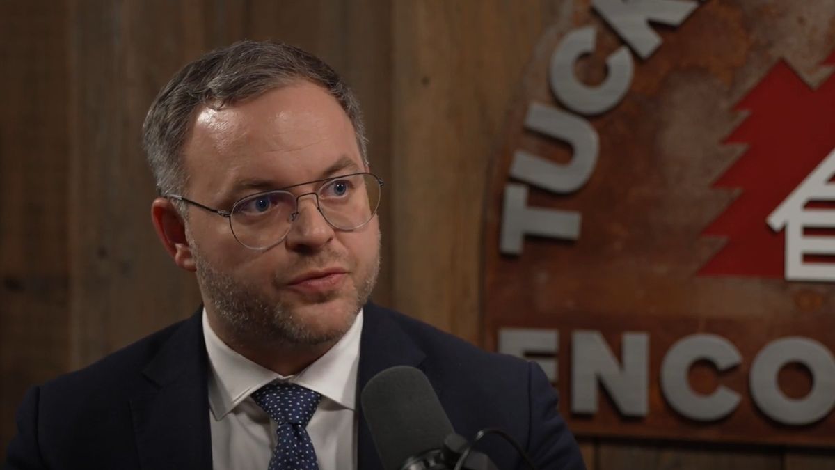 Orbán Balázs Tucker Carlsonnál: Nem akarunk hidegháborút, nem akarunk perifériára kerülni
