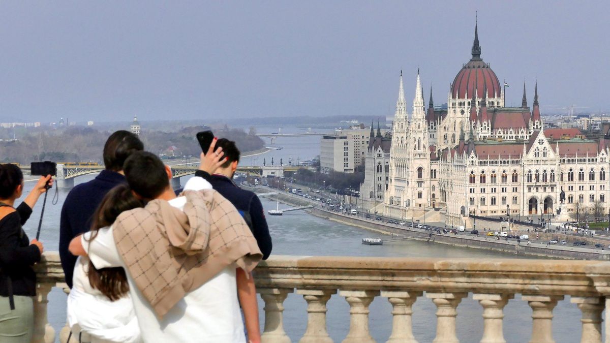 Nőtt a kivitel és a behozatal, jól alakulhat a turizmus