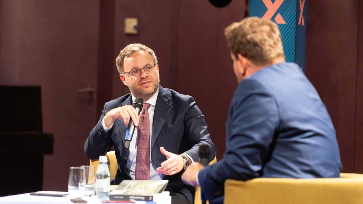 Vacsora helyett egy izgalmas vitában csapott össze Orbán Balázs Pogátsa Zoltánnal