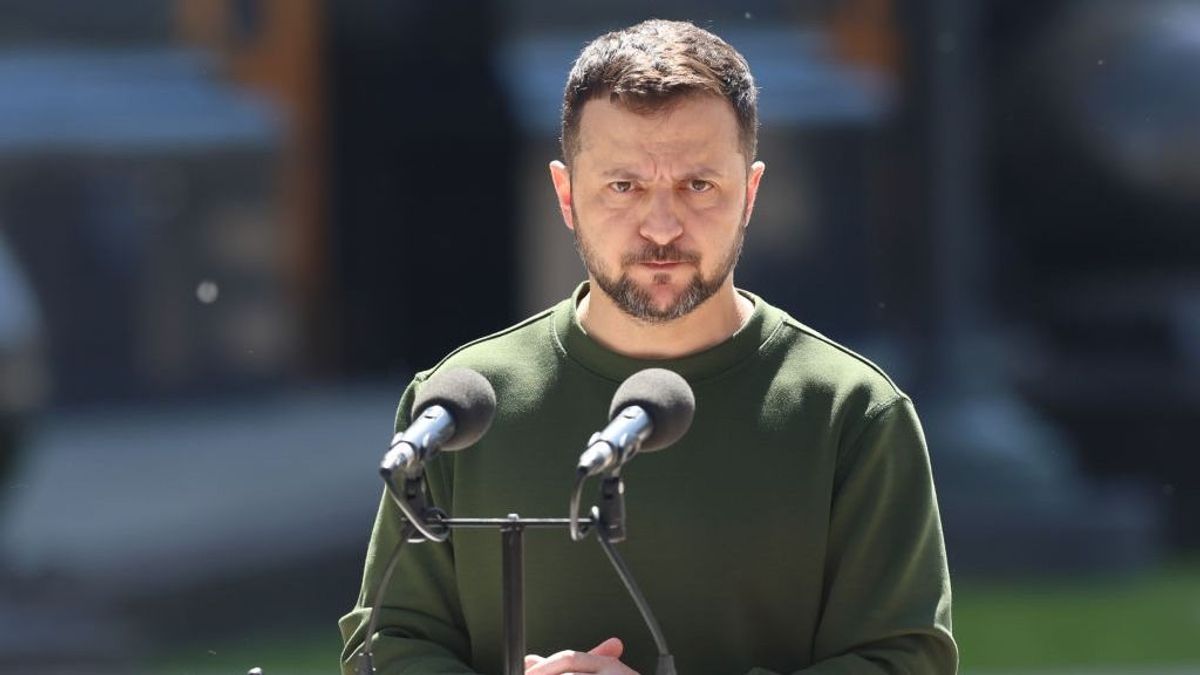 Biztonságpolitikai szakértő: Ukrajna kettészakadt és hadereje morális válságban van