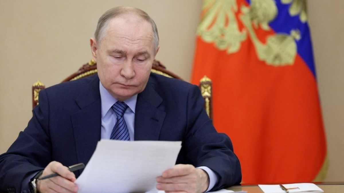 Félelmetes lépésre szánta el magát Putyin: bármikor elindulhat a nukleáris hadgyakorlat az ukrán határon