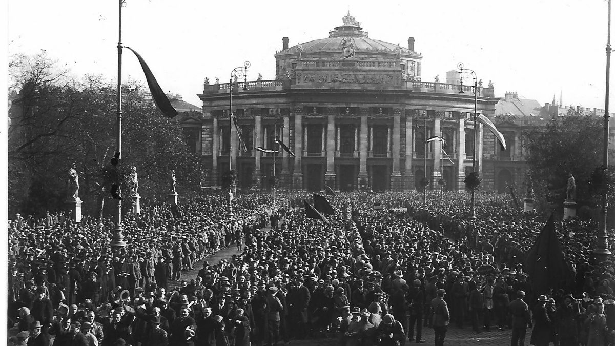 Osztrák lap: Mintha megint 1934-ben lennénk – az antidemokratikus erők nyomása alatt nyög Európa