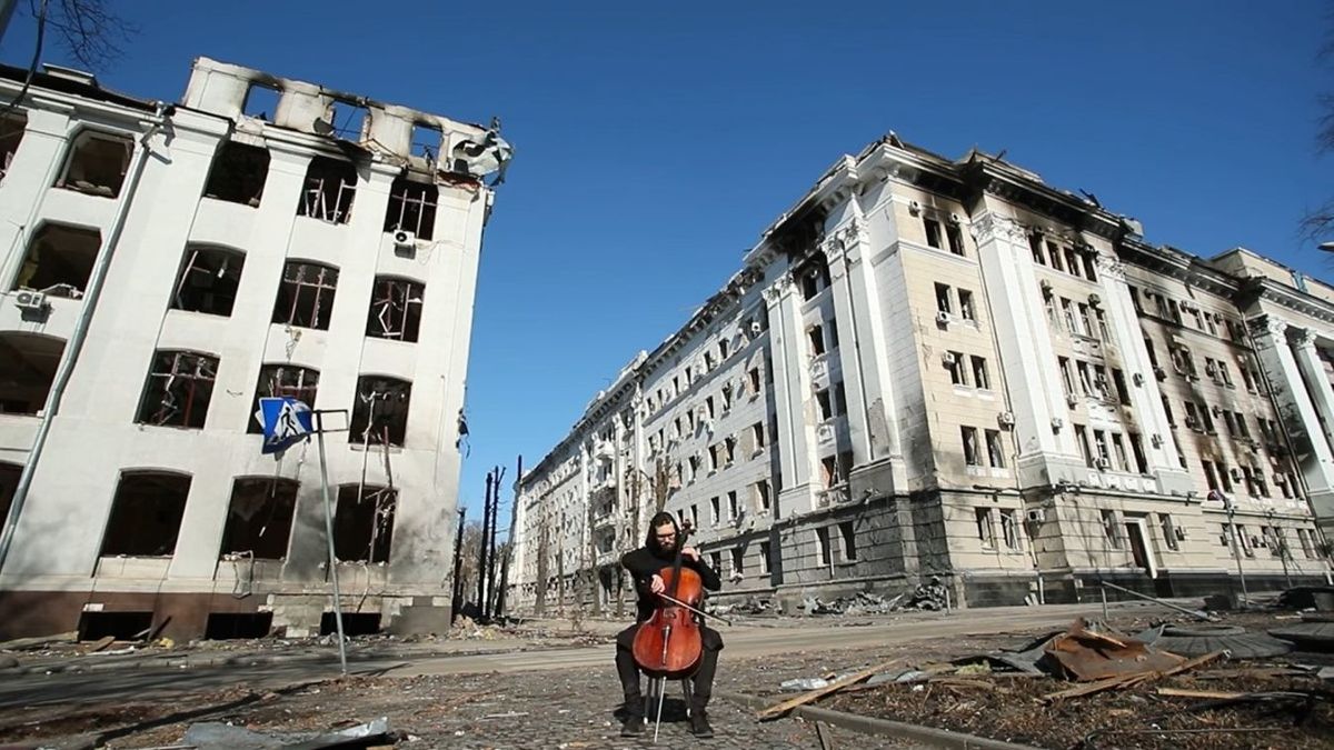 Ukrán szakértő: Harkivot tüzérségi tűz alá vehetik az oroszok, olyan gyorsan közelednek