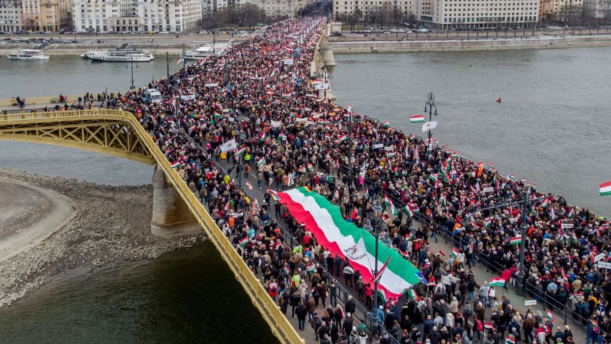 „Minden idők legnagyobb békemenete készül!”