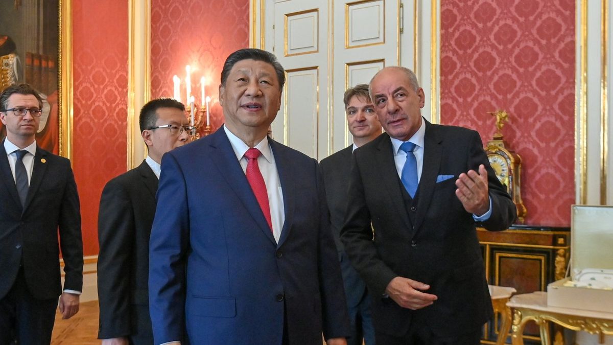 Ezzel a magyar közmondással nyűgözte le Sulyok Tamást a kínai elnök